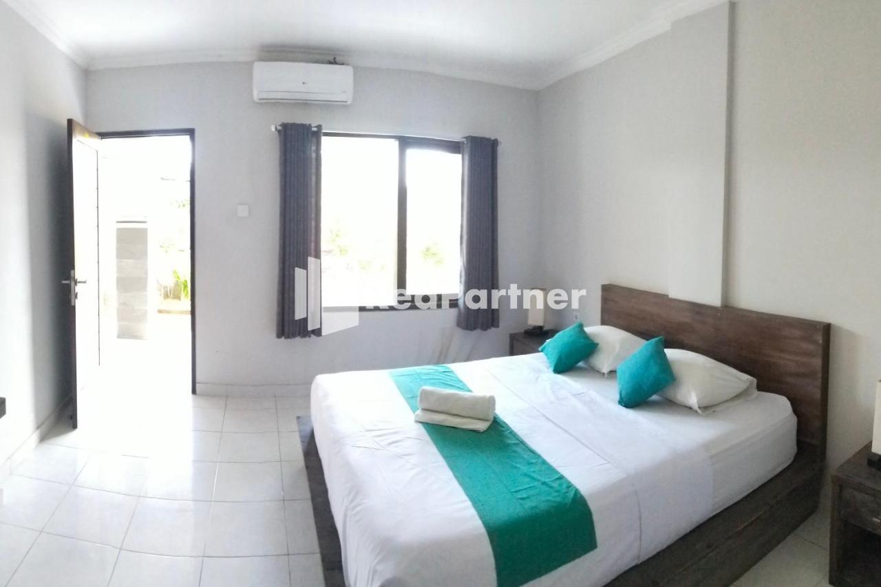 Pondok Sentana Guest House At Jalan Raya Uluwatu Redpartner Ungasan Exterior foto